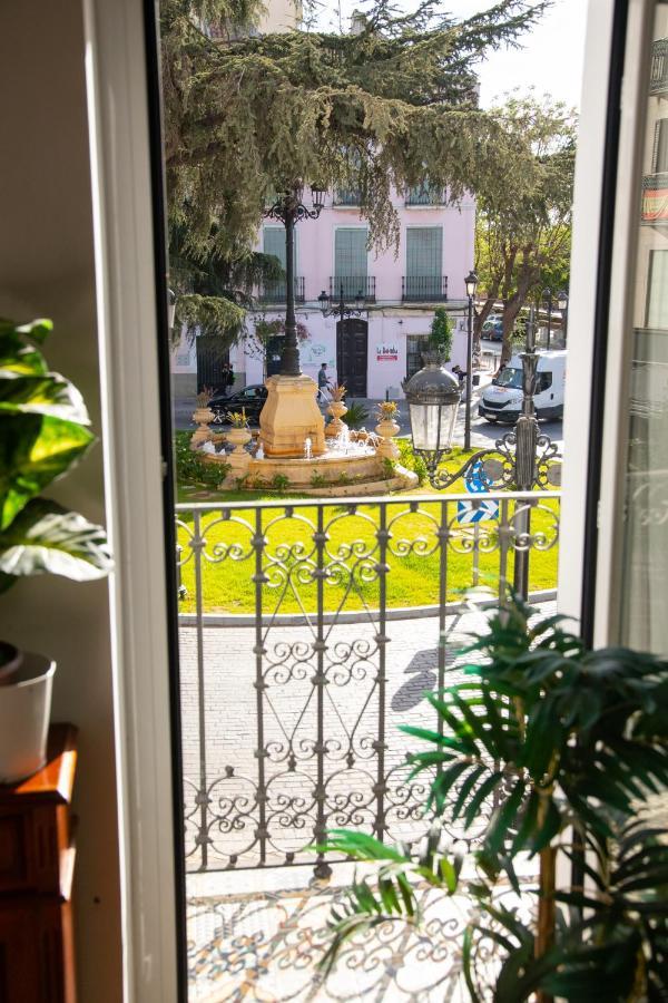 Alojamientos Puerta Palma Con Vistas Y Parking Бадахос Екстер'єр фото